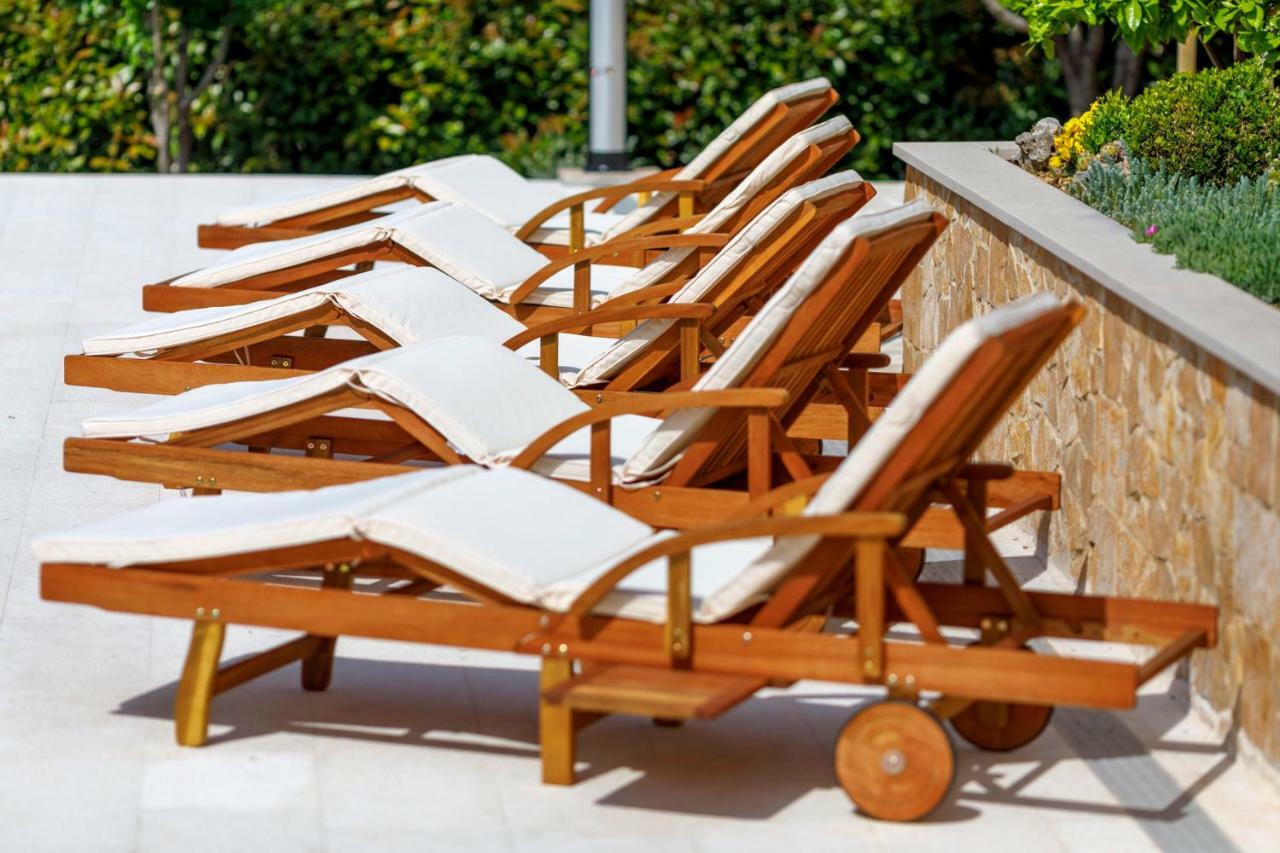 Luxury Villa Castrum Kaštela Buitenkant foto