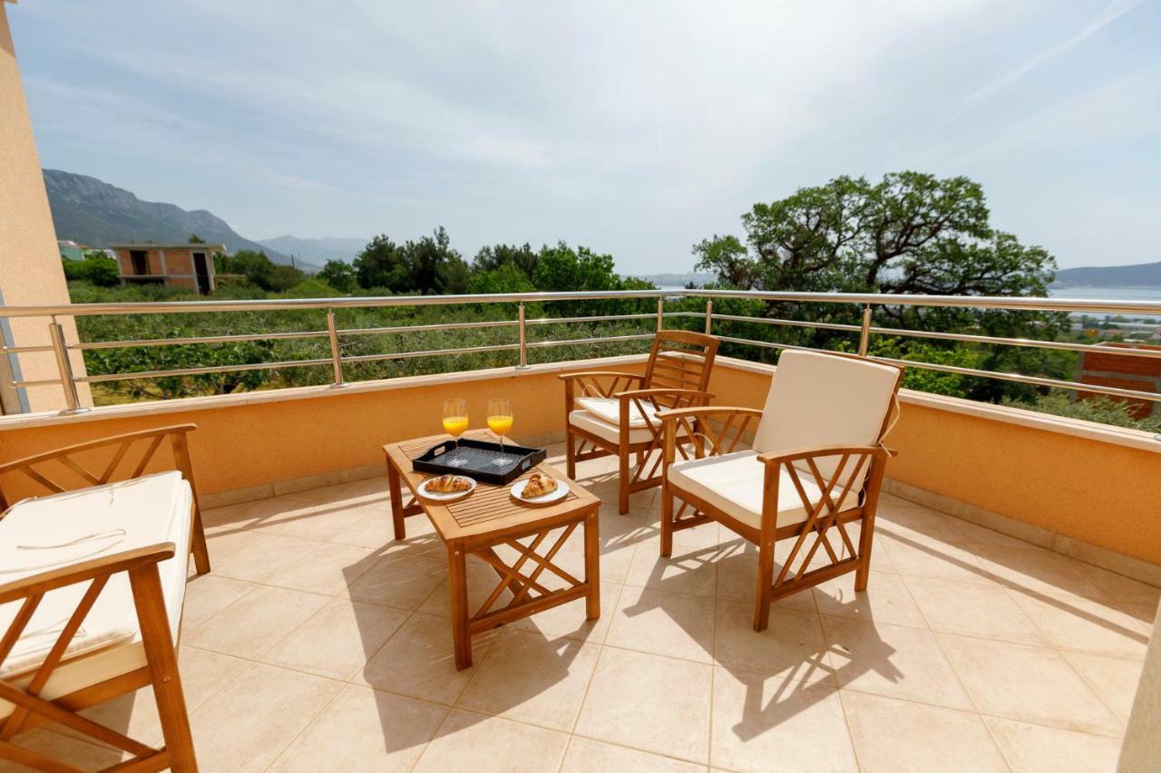 Luxury Villa Castrum Kaštela Buitenkant foto